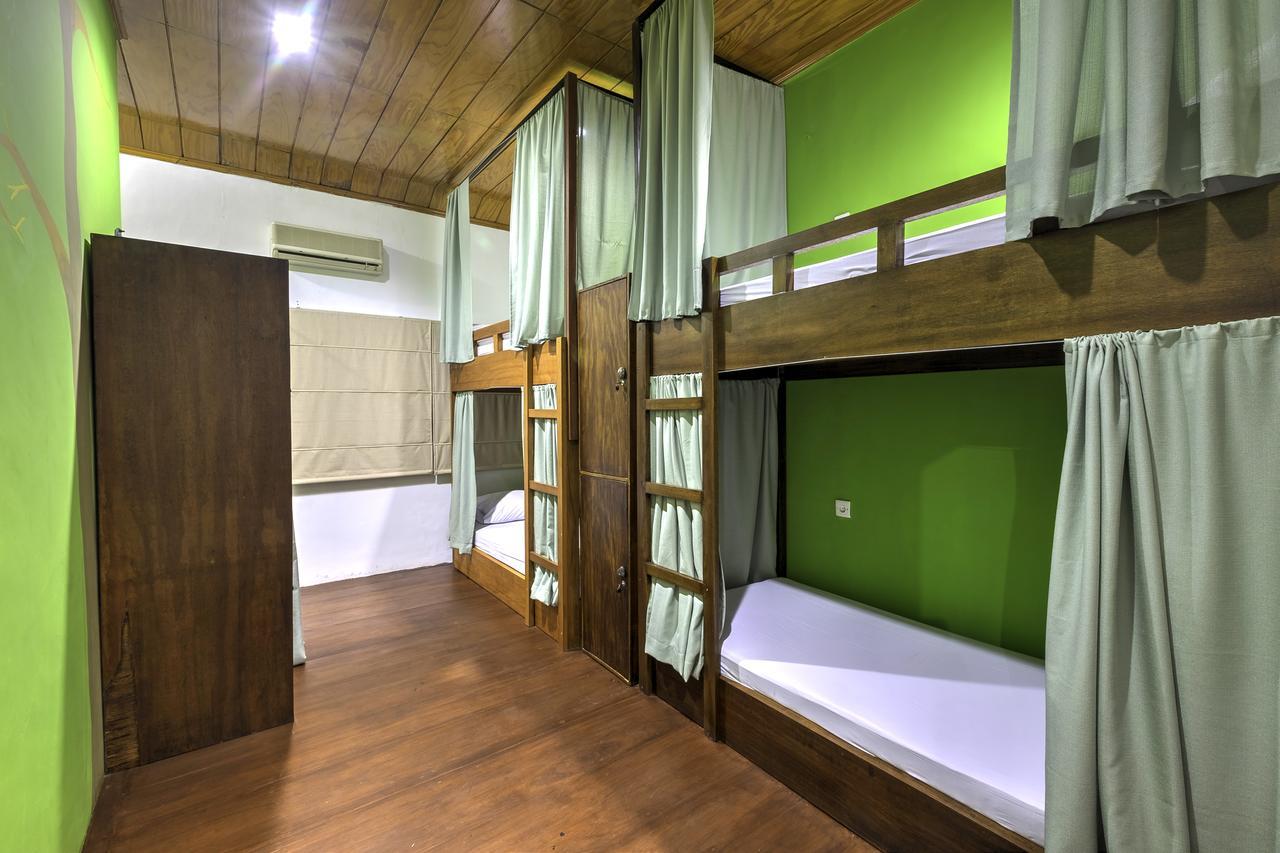 Riverside Hostel Padang Εξωτερικό φωτογραφία